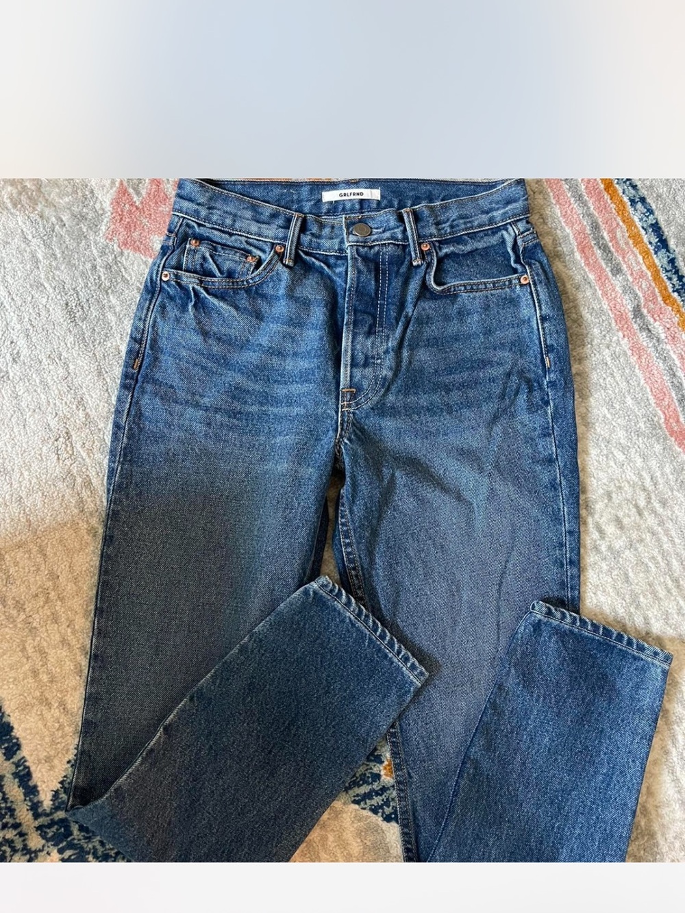 GRLFRND Straight-Leg Jeans in Medium/Dark Blue Wash